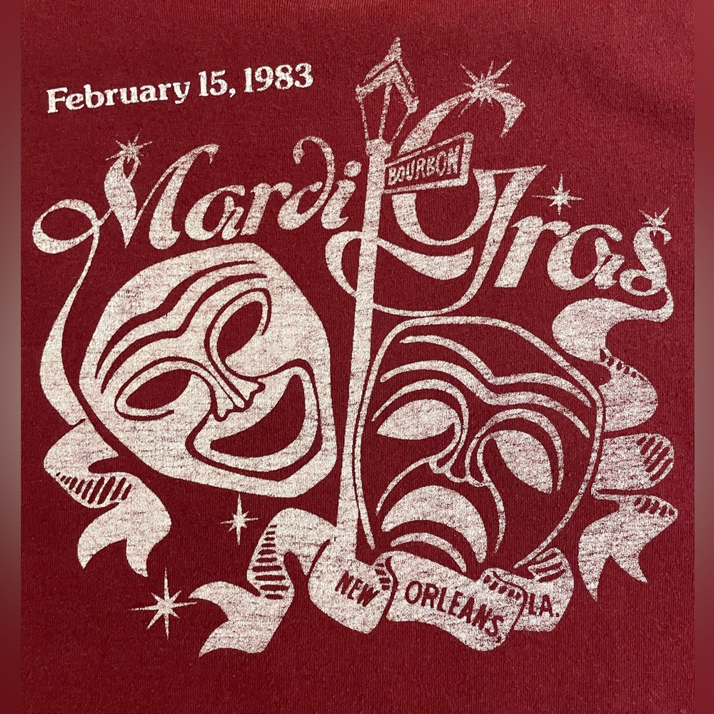 Made in the USA Vintage Graphic Burgundy 1983 Mardi Gras T-Shirt